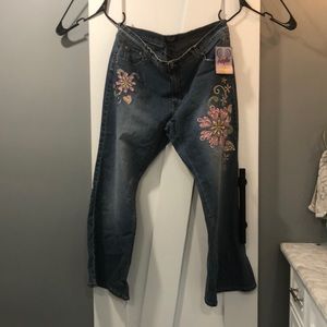 NWT embroidered jeans